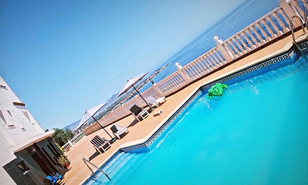 Apartamento Del Mar 2 Apartment ซาโลเบรญา ภายนอก รูปภาพ